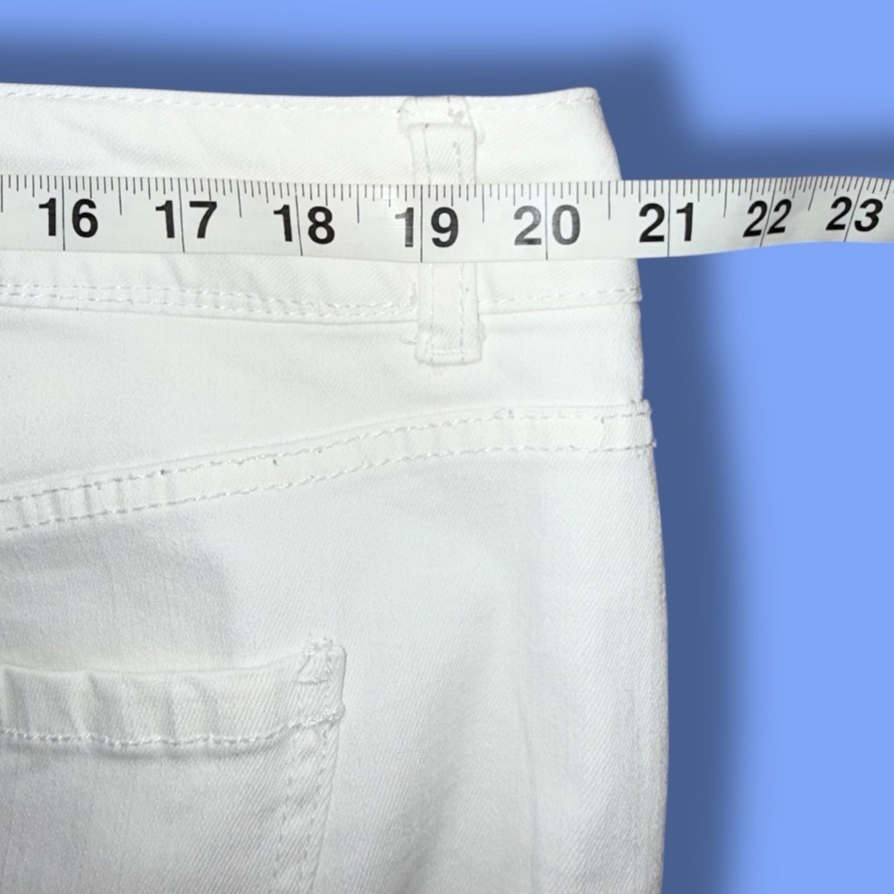 LANE BRYANT Girlfriend Distressed Cropped Jeans - White Plus 18 - Picture 5 of 10